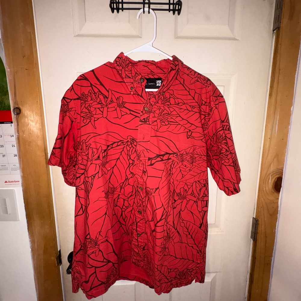 Red Floral Short-Sleeve Button-Up Shirt - Hawaiian Style